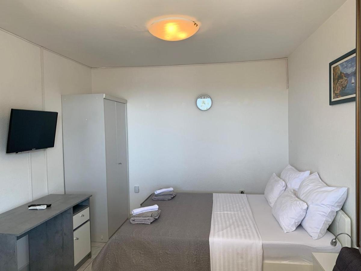 Maestral Suites شيبينيك المظهر الخارجي الصورة