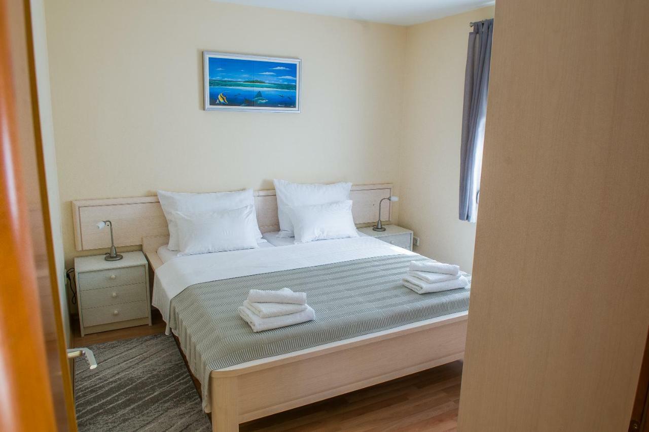Maestral Suites شيبينيك المظهر الخارجي الصورة