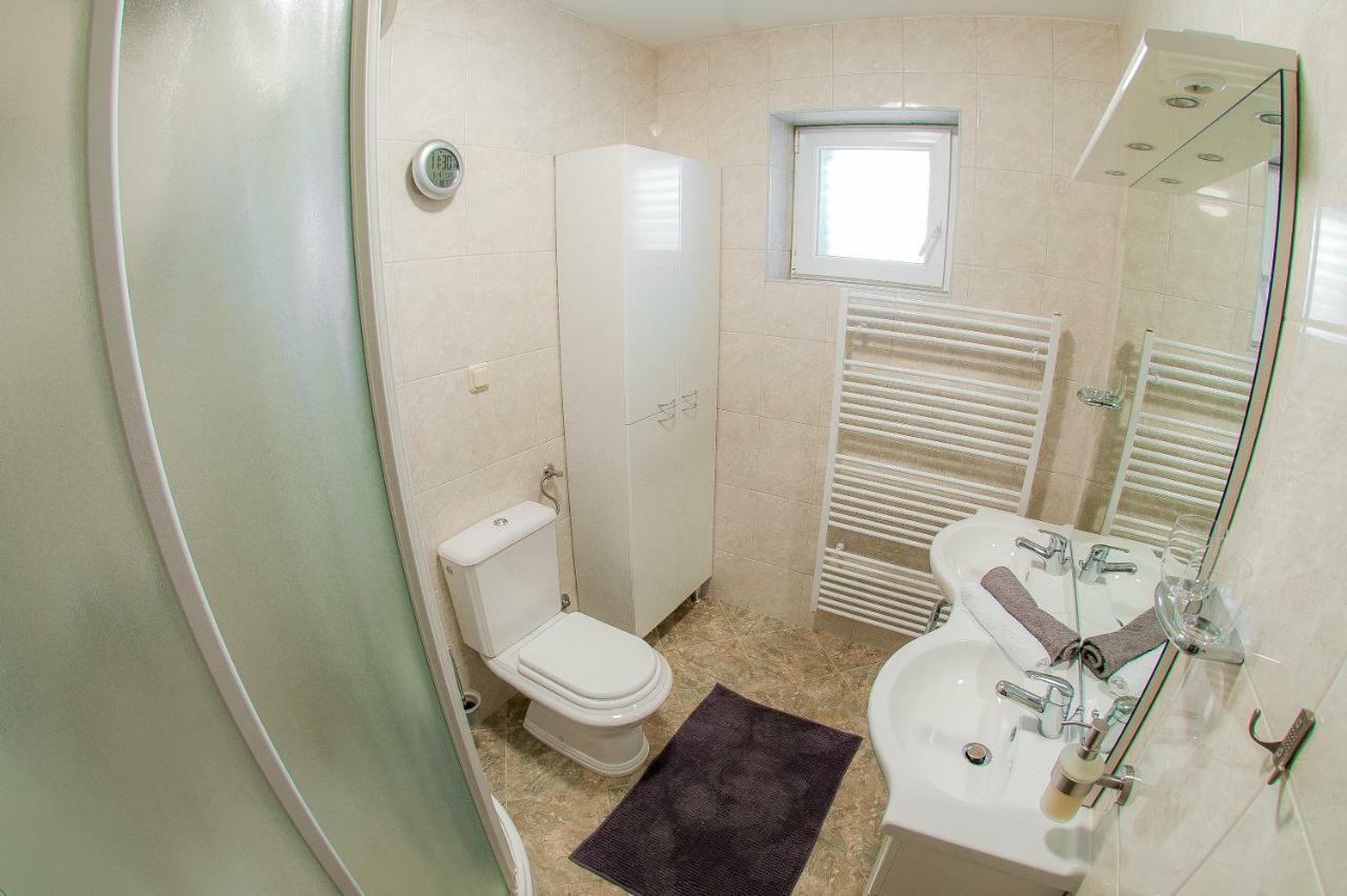 Maestral Suites شيبينيك المظهر الخارجي الصورة