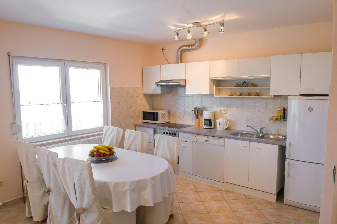 Maestral Suites شيبينيك المظهر الخارجي الصورة
